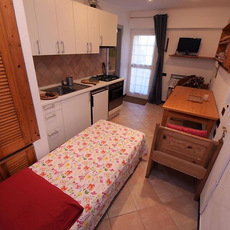 Hikers' Nest With Sea View Appartement San Rocco  Buitenkant foto